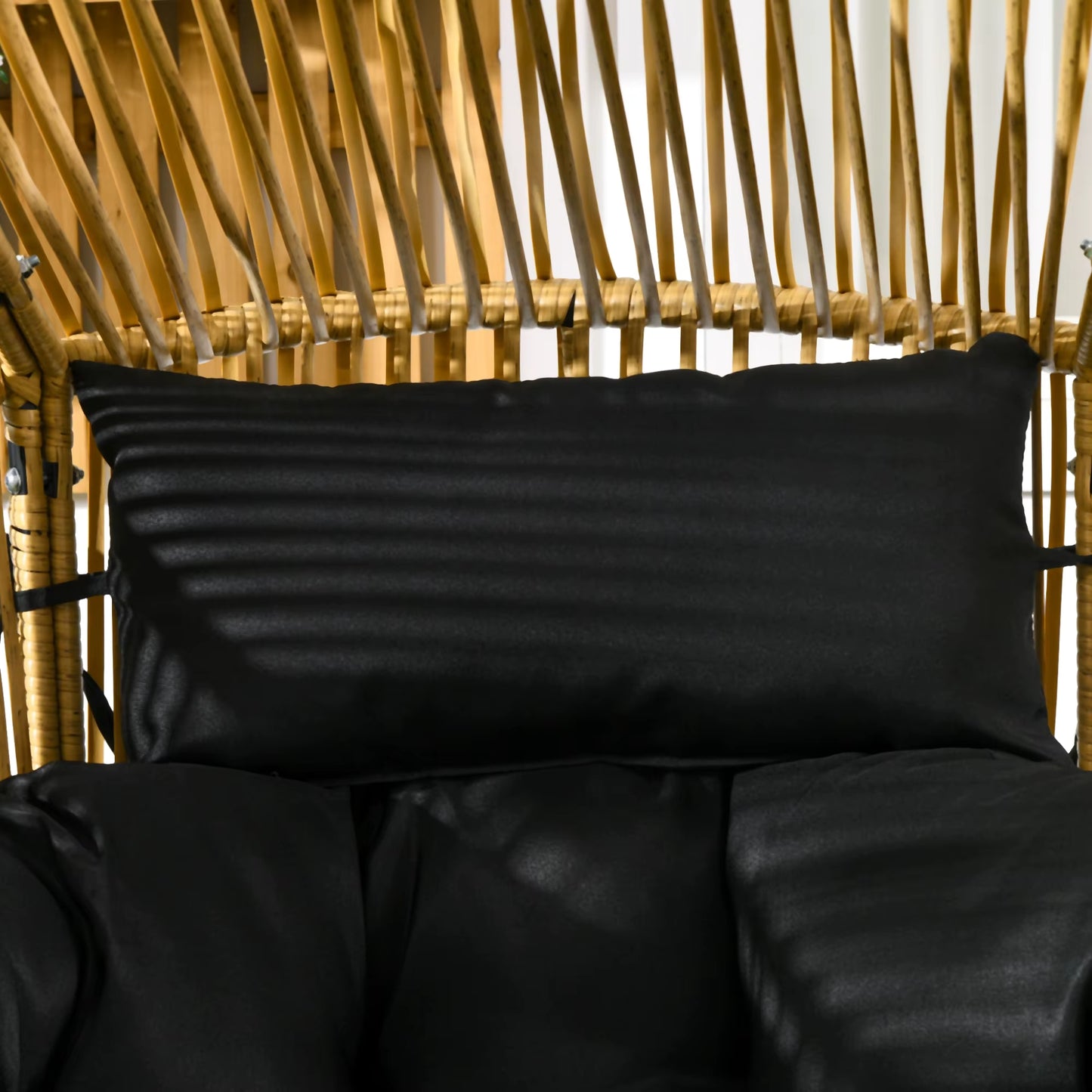 Fauteuil Oeuf de Jardin sur Pieds - Chaise Longue Design en Rotin Tressé et Acier
