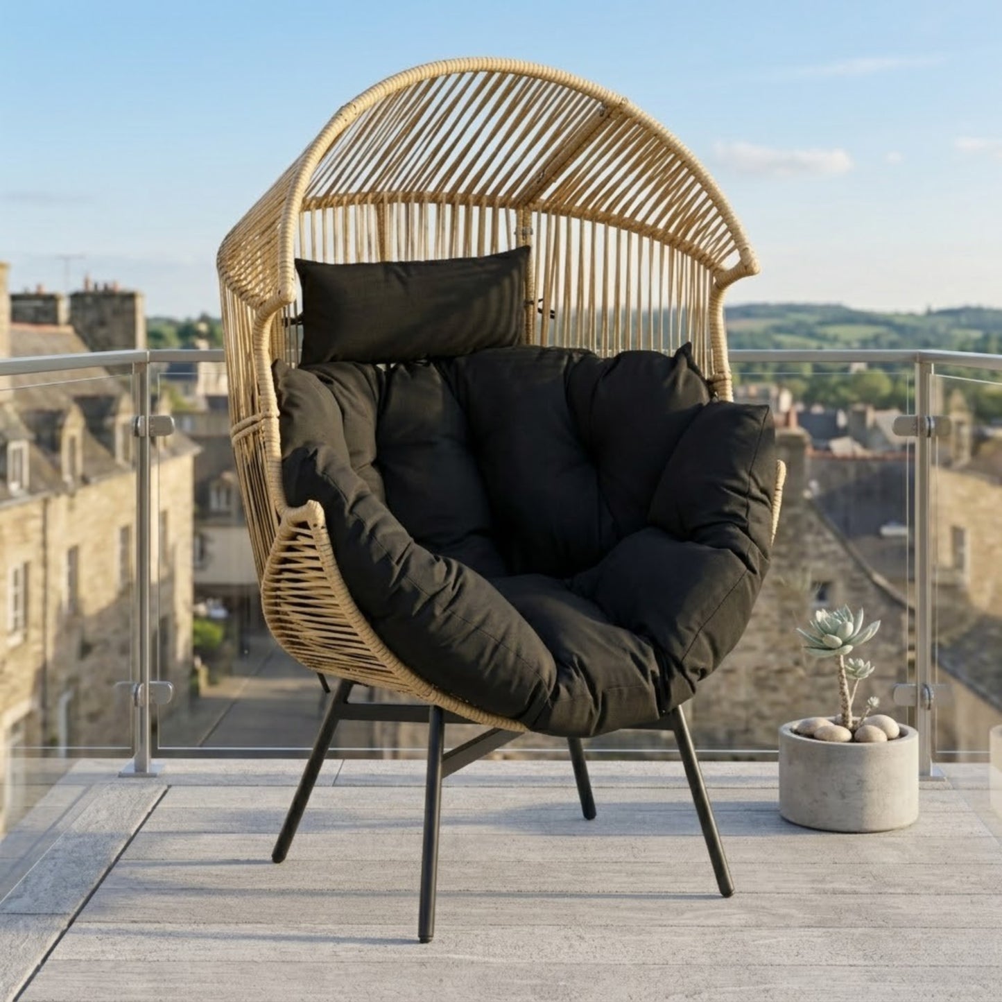Fauteuil Oeuf de Jardin sur Pieds - Chaise Longue Design en Rotin Tressé et Acier